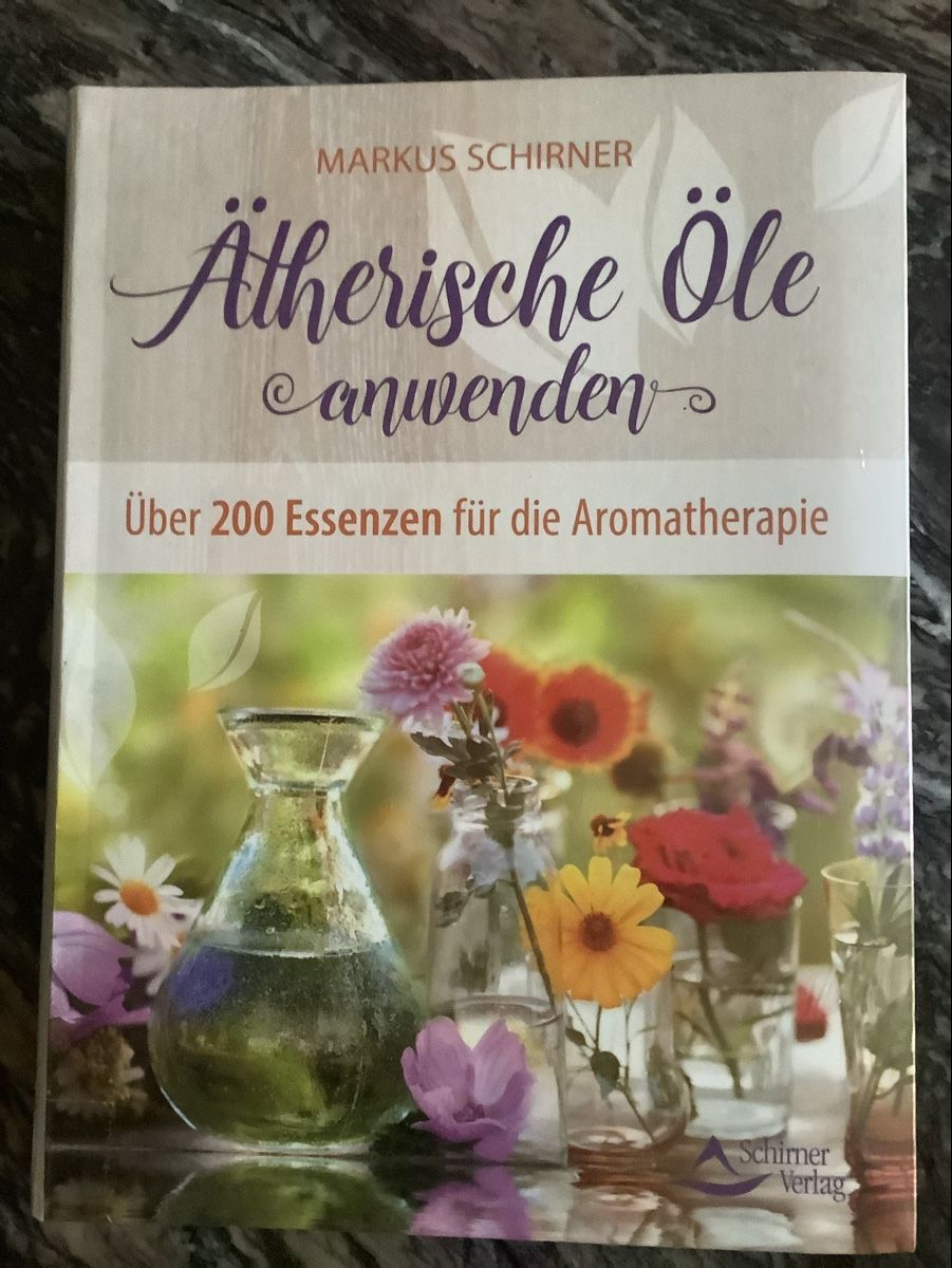 Libri: Ätherische Öle. anwenden – Nuovo e nell'imballaggio originale da Zürich venduto da Albatros57