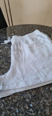 Damen Shorts UP2 Fashion hellblau Grösse XL 48/50