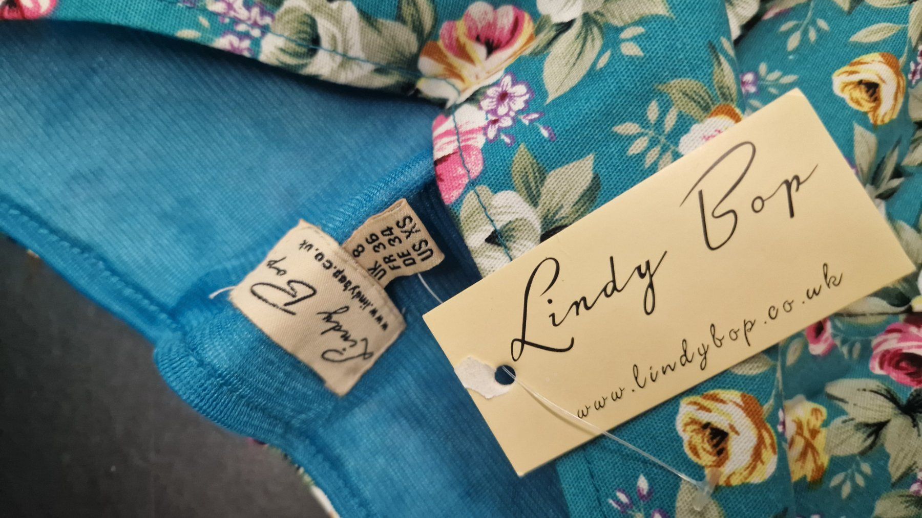 Vintage-Kleid Für Mädchen Mit Punkten Im 50er-Jahre-Stil - Kurzärmlig & Mit Ausgestelltem Rock