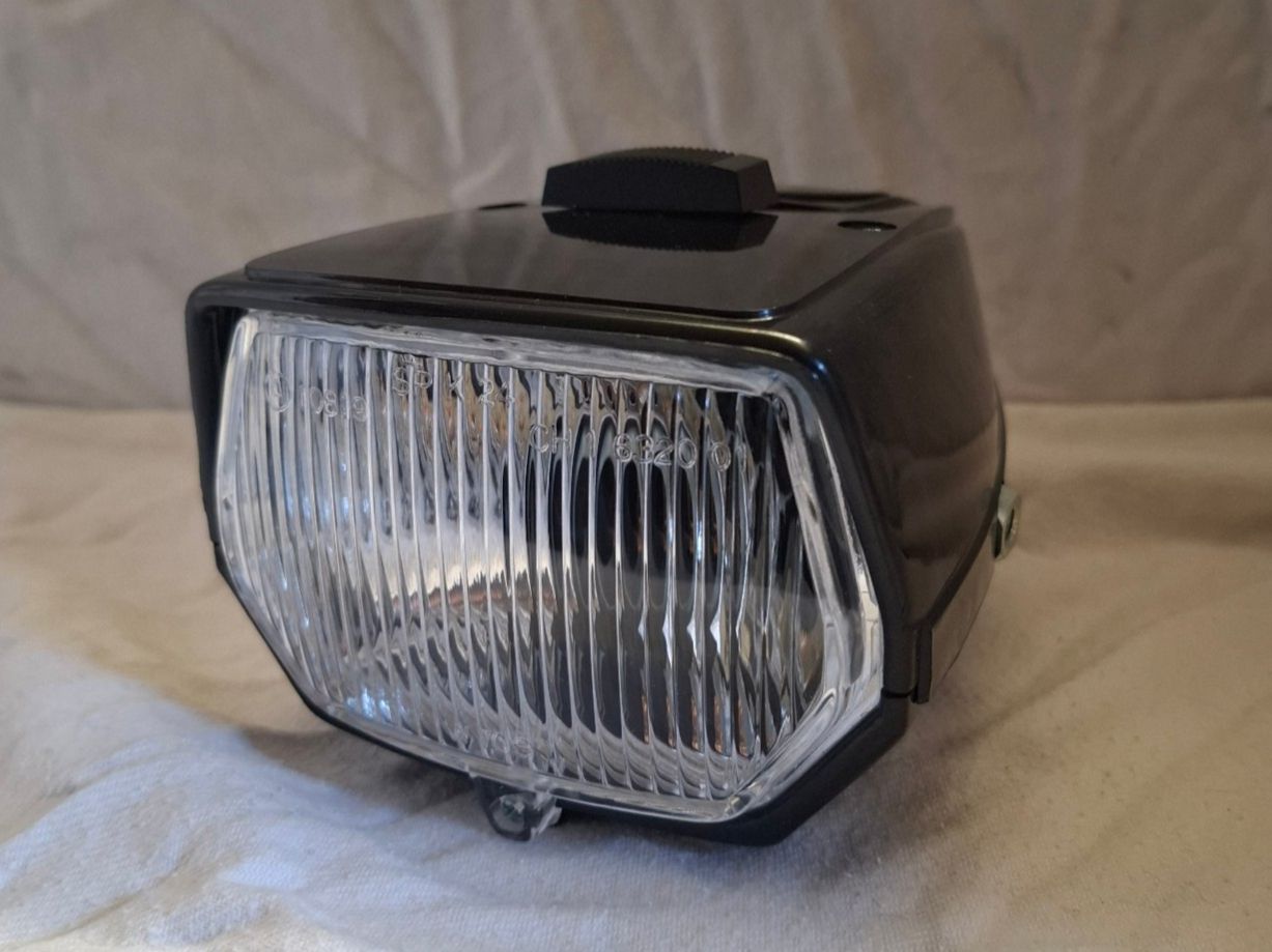 Puch Pièces pour mobylette: Puch Lampe – Neuf avec emballage d'origine à Rüderswil par sil_yx6r