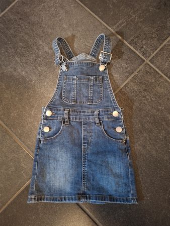 Latzkleid Denim Grösse 104 cm Mädchen von LOVE BABY
