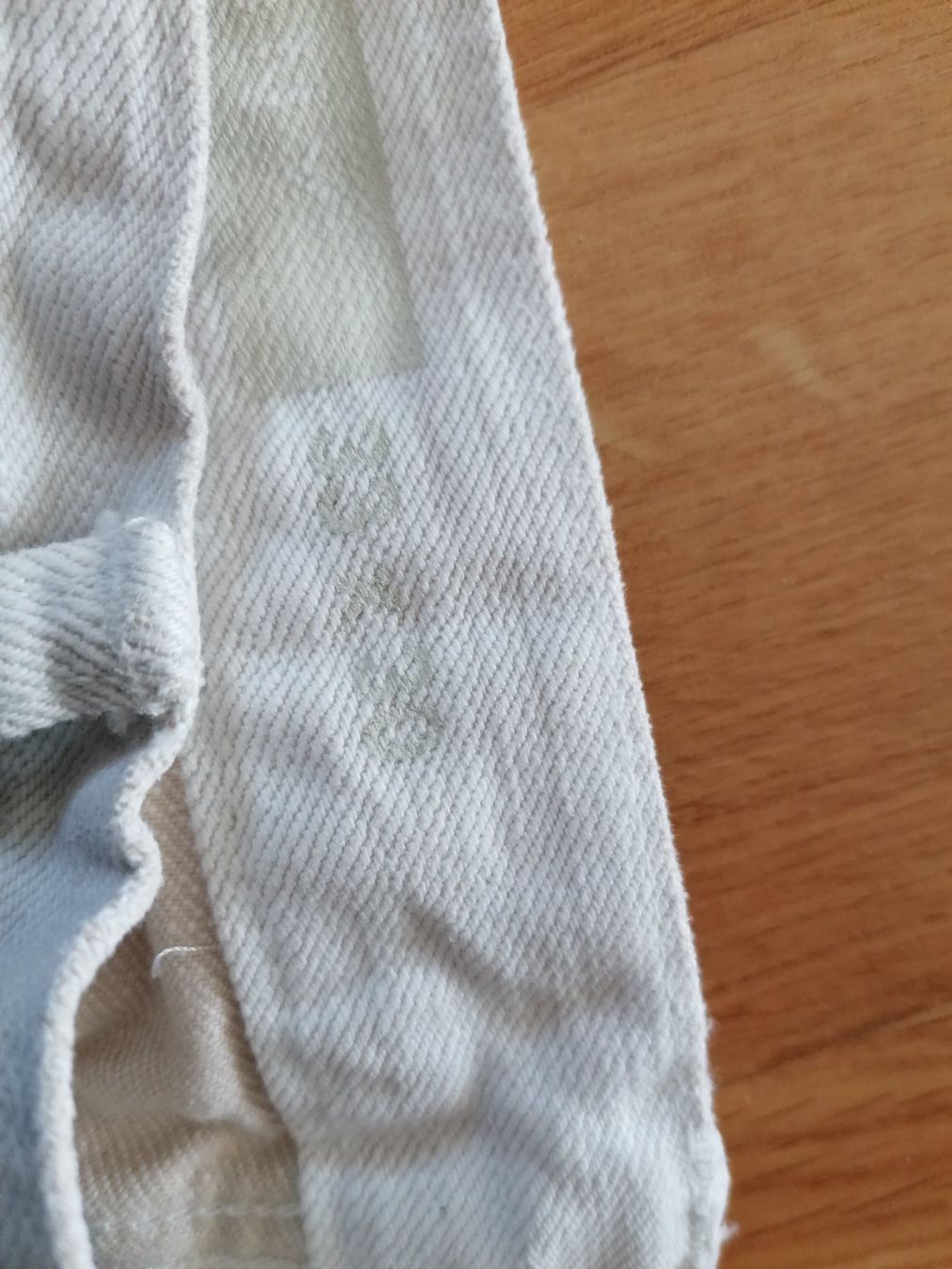 Jeans: Hellbeige Herren Jeans Gr. 33 – D'occasion à Büttikon AG par Amineah 2