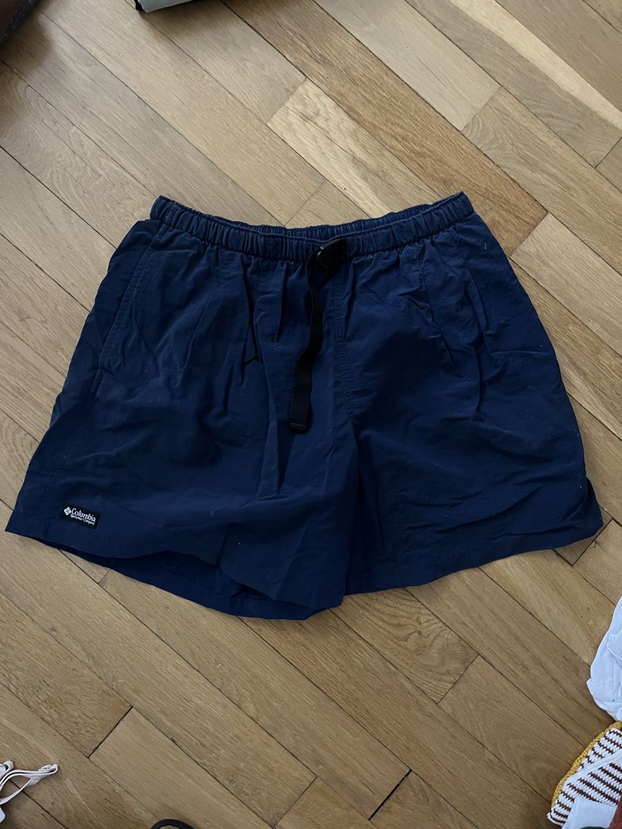 Columbia Pantaloni: Columbia Shorts – Usato da Bern venduto da Lisa_Joy