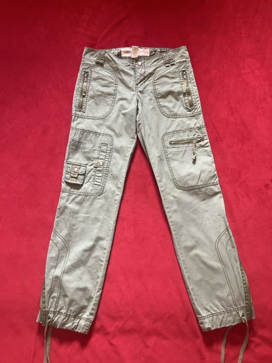 Abercrombie Pantaloni: Abercrombie Cargo Hose, Grosse L – Usato da Muralto venduto da jac_hkz5
