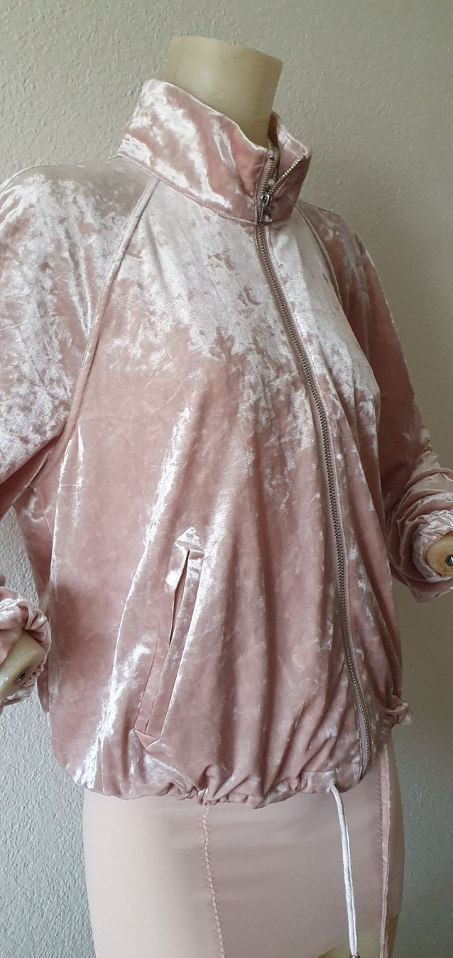 H&M Giacche: Divided Samtjacke/Bluson gr44 – Usato da Niederbipp venduto da fashionfuchs 2