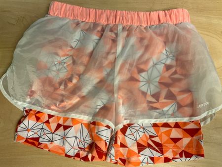 Zara Sport Shorts Gr.1146/152, Orange/Weiss - Sommer Look!