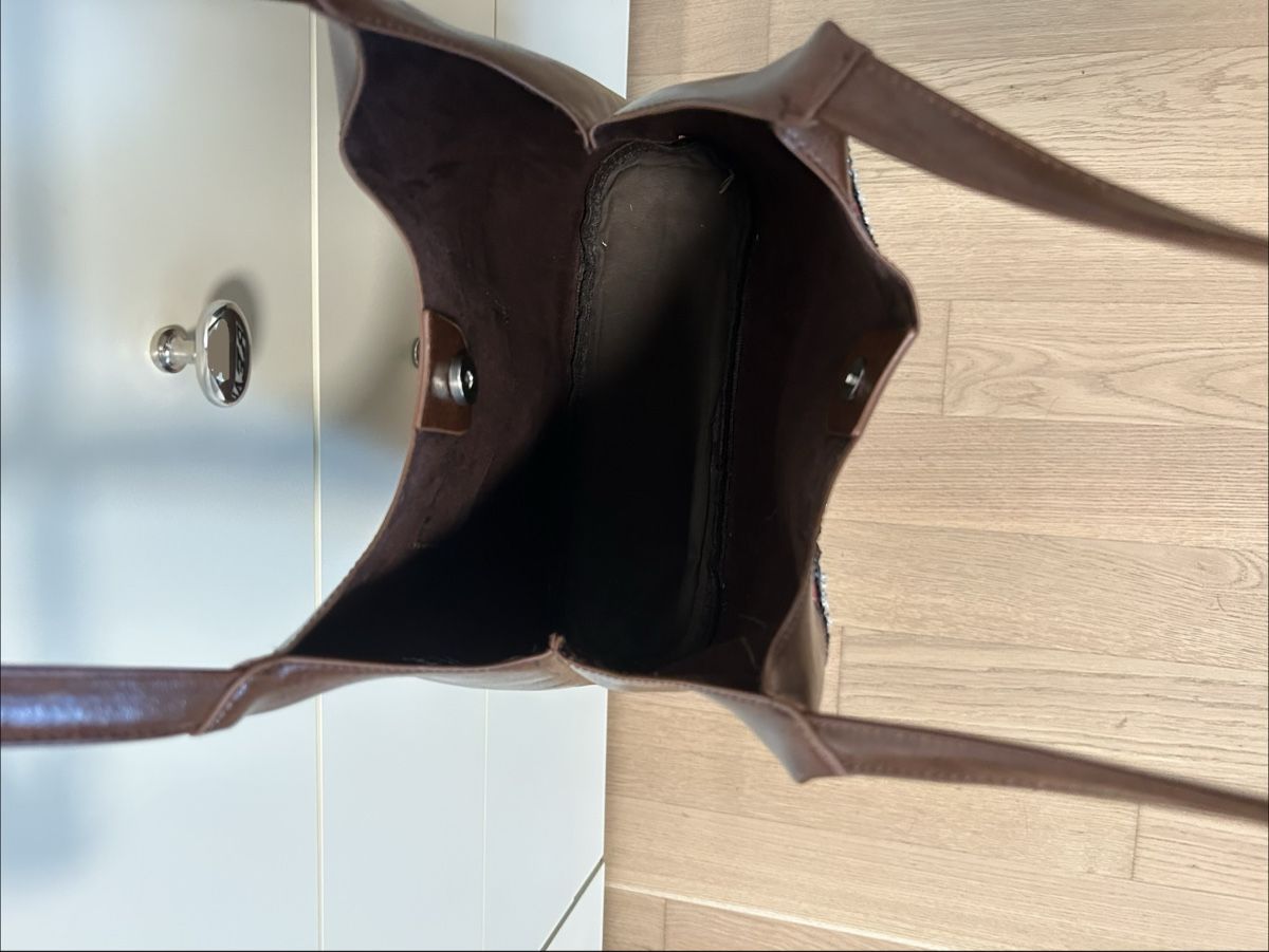 Borse da donna: Faux Leather Shopper – Usato da Wallisellen venduto da lilou27_36 2