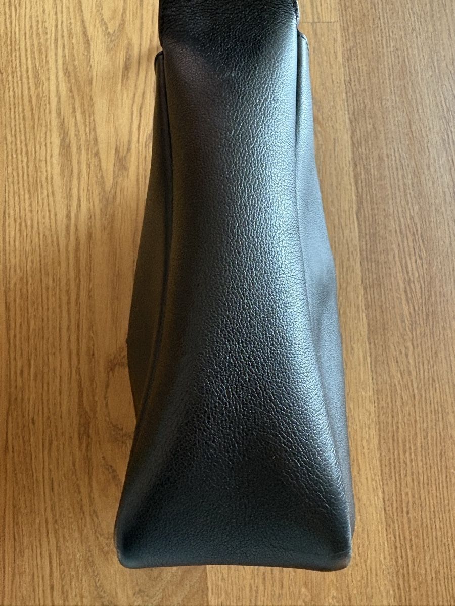 Saint Laurent Borse da donna: Saint Laurent Le 5 à 7 Leder Handtasche Medium schwarz – Usato da Zug venduto da bia_v6gf 3
