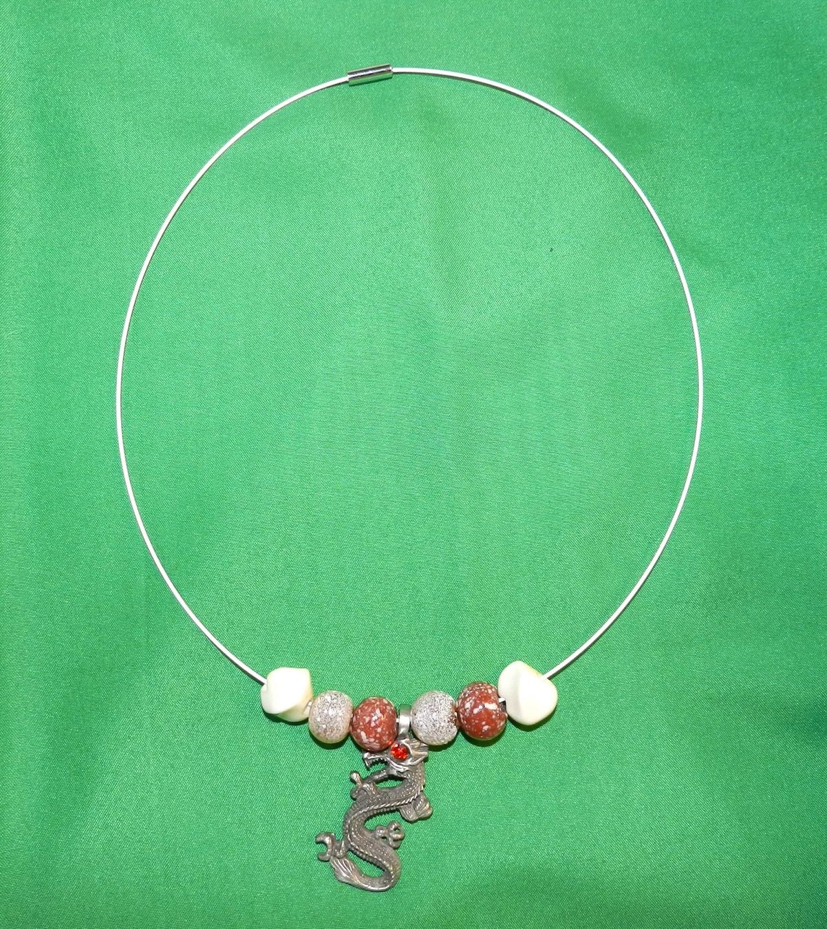 Catenine: Halskette mit Drachen Anhänger, Modeschmuck – Nuovo (secondo la descrizione) da Zürich venduto da hpr_3029 1