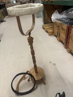 Wechselstickrahmen mit Ständer, Durchmesser 25cm und 30cm
