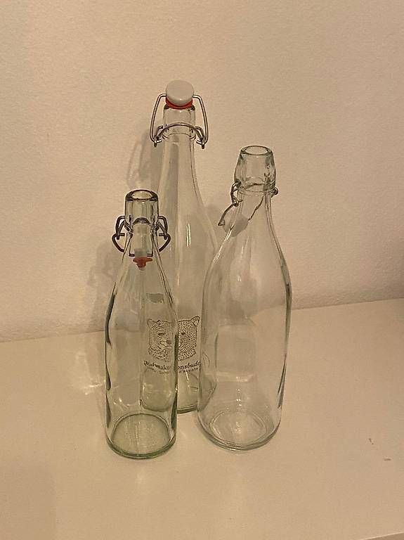 Bicchieri, Caraffe & Bottiglie: Deko-Glasflaschen mit Bügelverschluss – Usato da Luzern venduto da lauriie