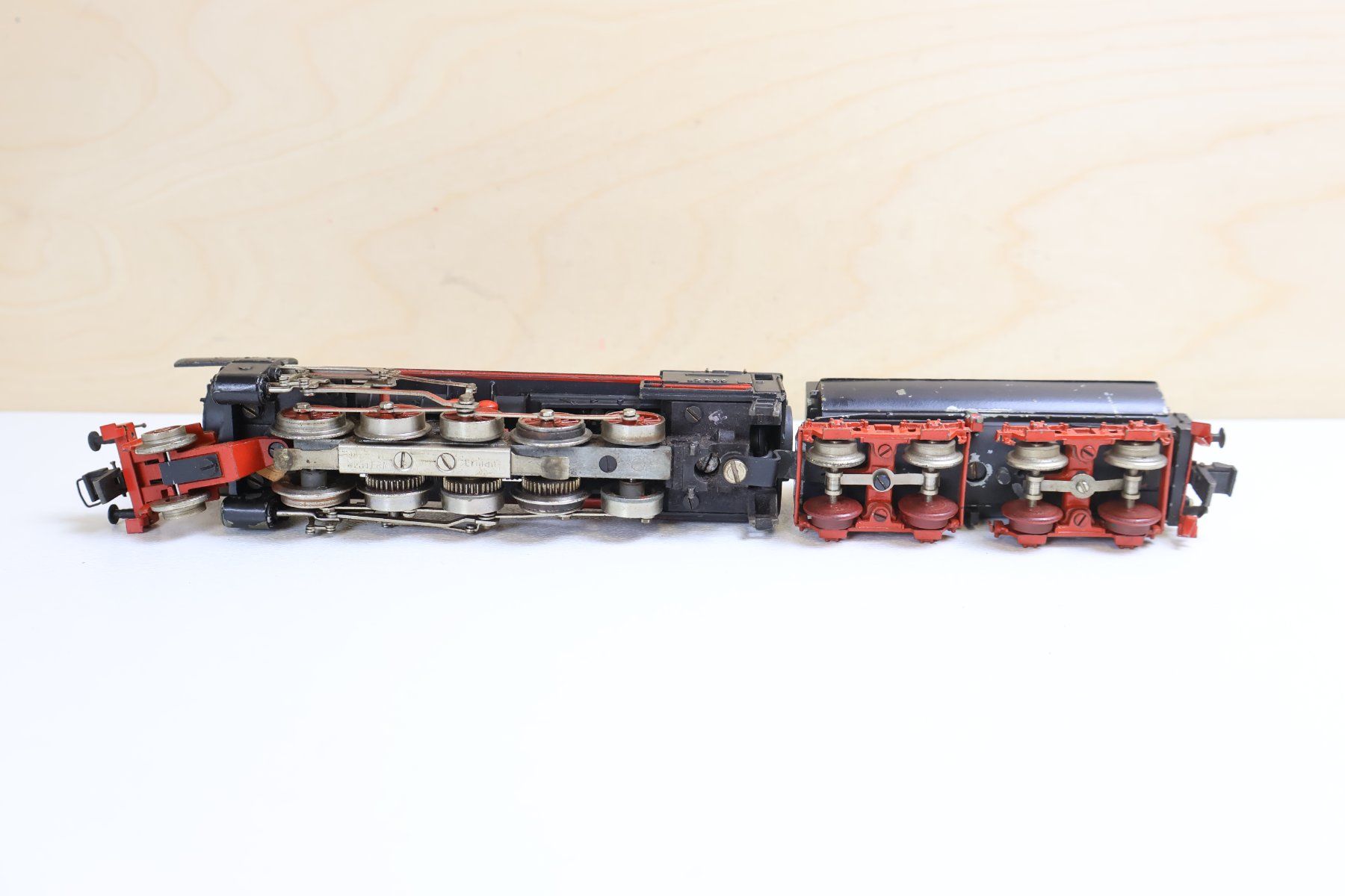 Trix Modellini di ferrovie: Trix Express grosse Dampflok BR 42 H0 - Metall – Usato da Winterthur venduto da Monstera 6