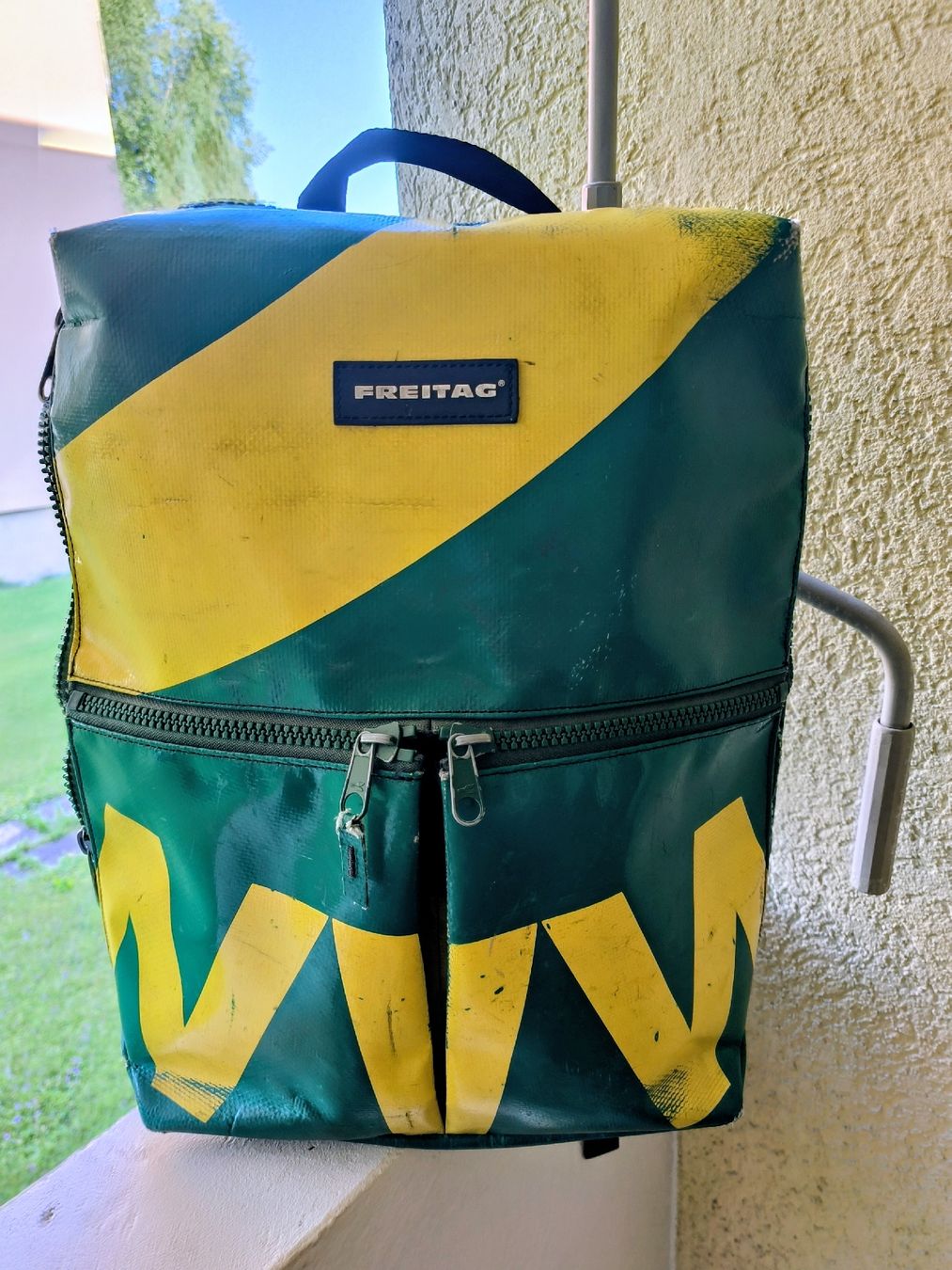 Freitag Zaini: Freitag, grosser Laptop Rucksack, ab 5.-- – Usato da Cham venduto da Sakota 1