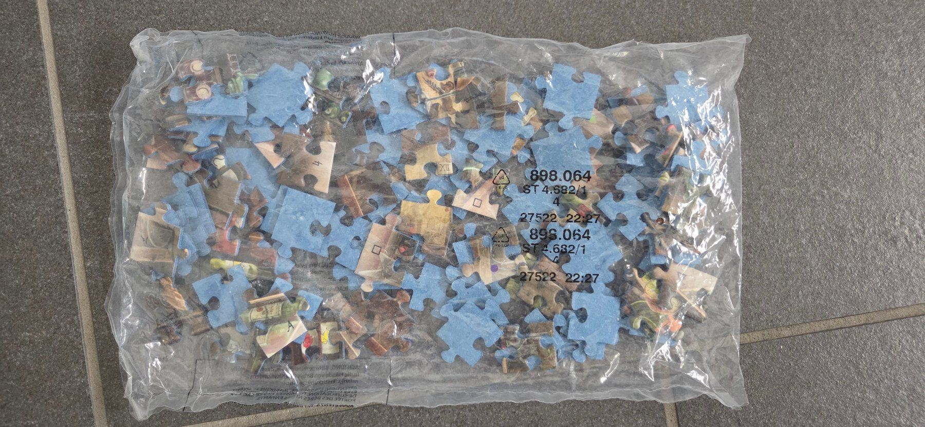 Ravensburger Puzzle: Ravensburger Puzzle: Exit / Escape Puzzle 99 Teile. Nr. 4 – Usato da Hägendorf venduto da Hedi3 3