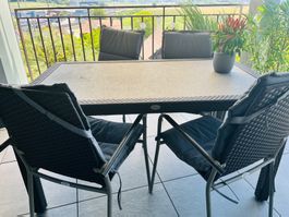 Gartenmöbel von STERN / Tisch mit 4 Stühlen
