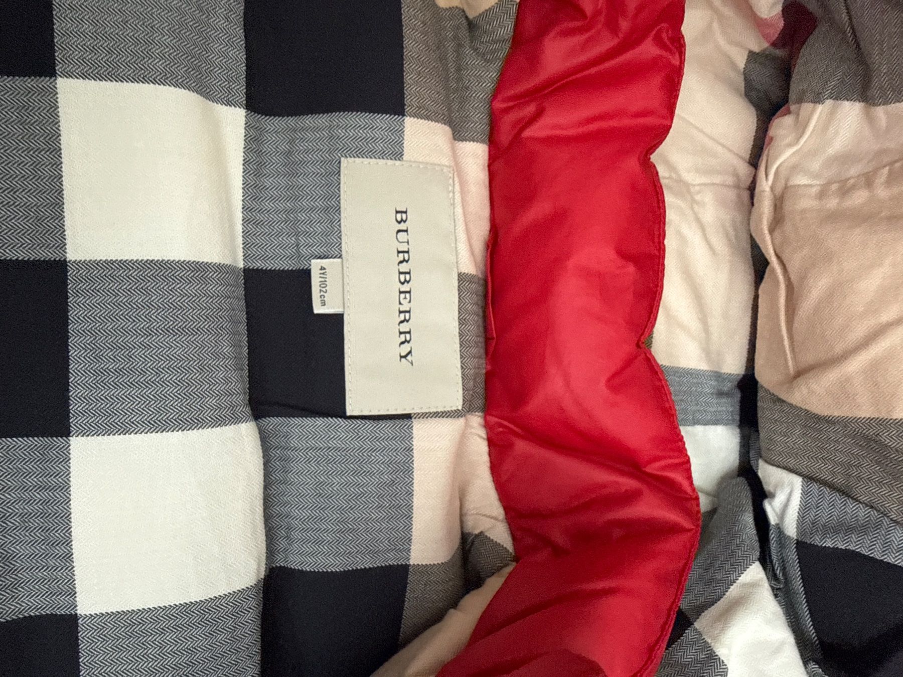 Burberry Giacche & Cappotti: Burberry children jacket red check used condition – Usato da Oberglatt ZH venduto da Sale12 1
