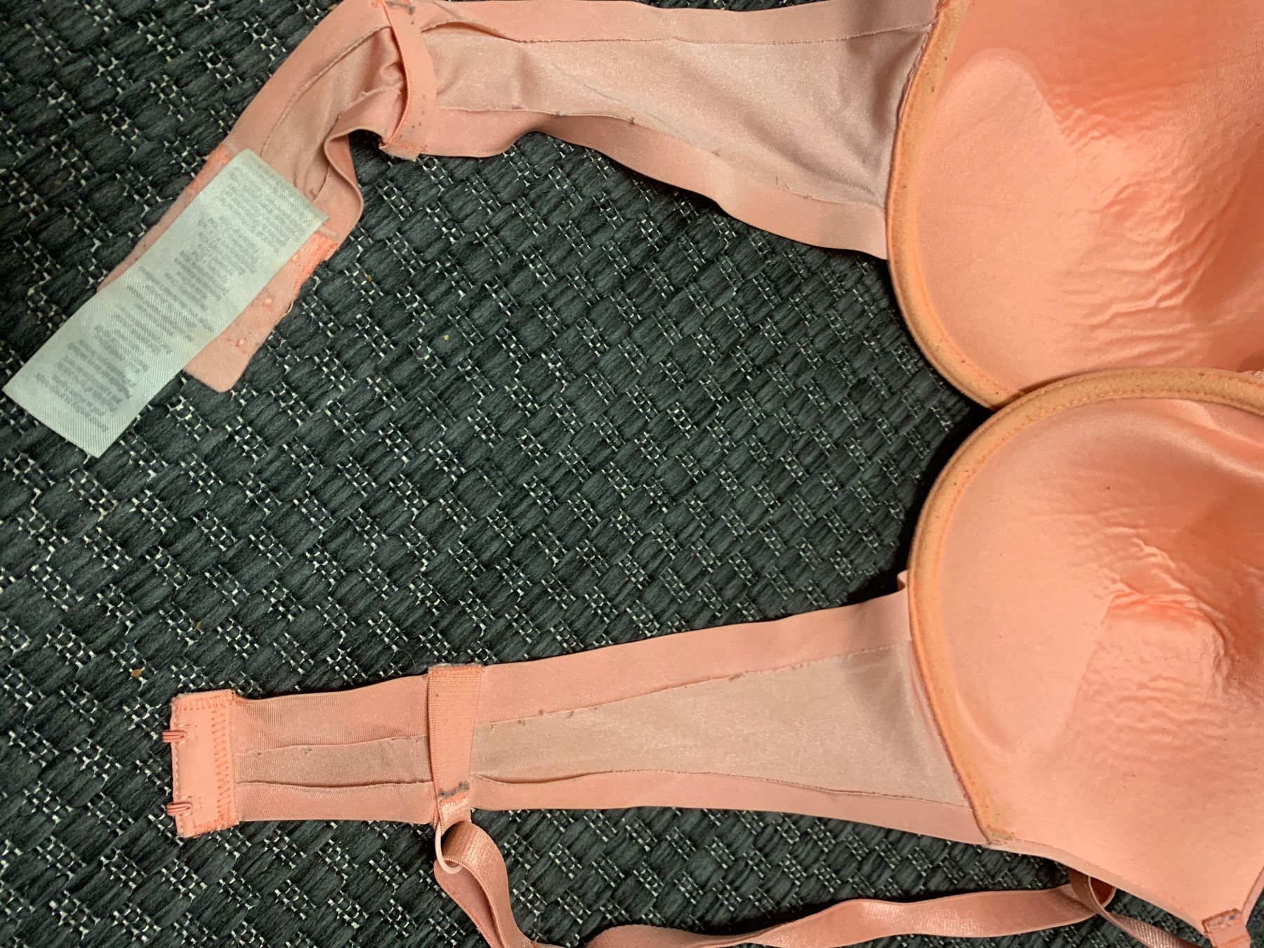 Altra biancheria intima: Bh gepolstert Apricot gr 85 D – Usato da Bad Zurzach venduto da Cuore34 1