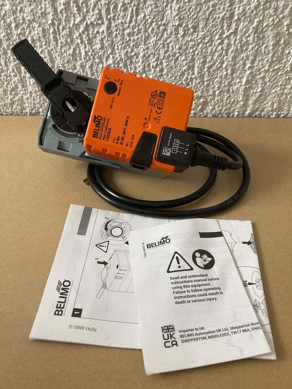 Belimo  Motori: Belimo LR230A Stellantrieb - Neu – Nuovo (secondo la descrizione) da Urtenen - Schönbühl venduto da vtr_l4nd
