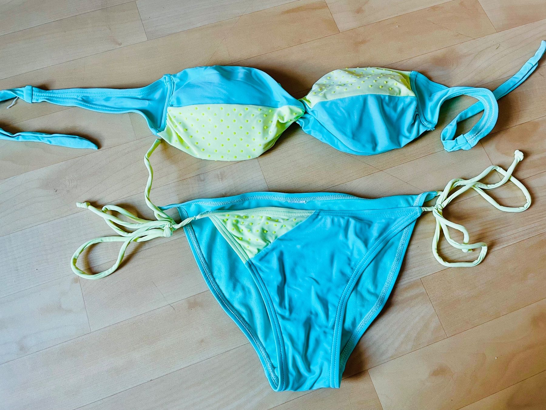 Badekleider & Bikinis: Kleiderpakete (5 Bikini set S/36) – Gebraucht aus Zürich von Angela_Fashion_Lover 2