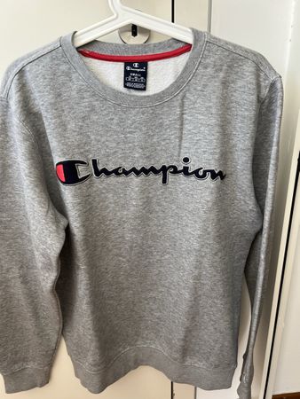 Champion Pullover, Top Zustand, Grösse S für den Winter!