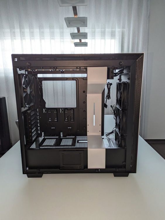 NZXT H700i Mid-Tower Gehäuse (Gebraucht) in Hildisrieden für CHF 49 ...