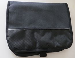 Schwarze Kulturtasche, Necessaire, Reise-Kulturbeutel