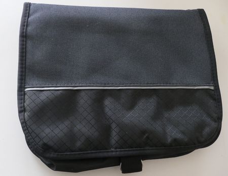 Schwarze Kulturtasche, Necessaire, Reise-Kulturbeutel