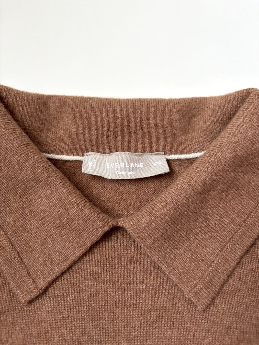 Everlane Maglioni & Felpe: Everlane 100% cashmere pullover XXS – Usato da Zürich venduto da hol_bc6v 1