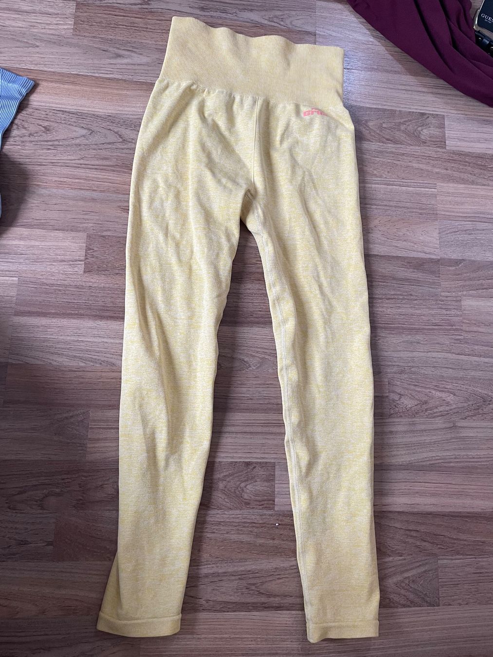 Leggings: Prozis Leggings – Nuovo (secondo la descrizione) da Aarau venduto da est_x5vz
