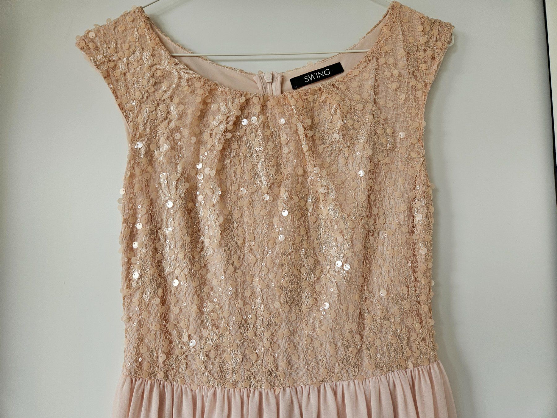 Vestiti: Abendkleid SWING (Gr 34) – Usato da Zürich venduto da Aleick 1