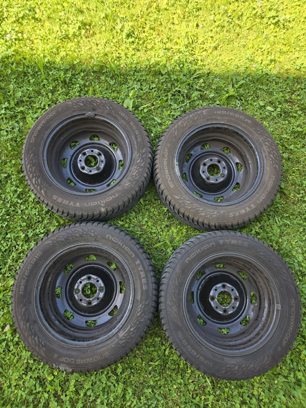 Nokian Pneumatici & Ruote complete: 4 roues complétes hivers 15" – Usato da Lausanne venduto da Vanneuv 1