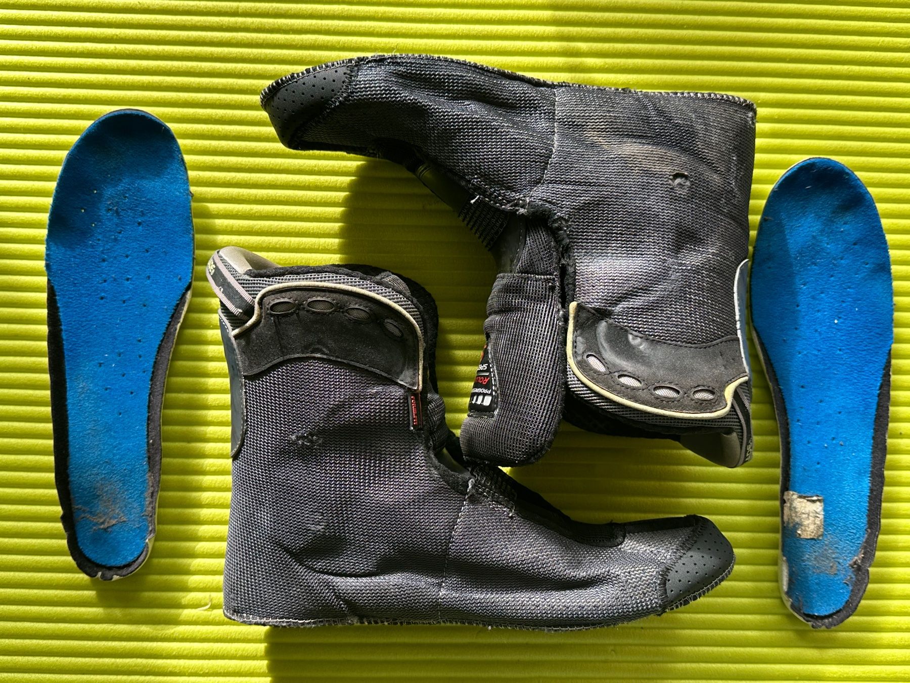 Pattini in linea & Pattini a rotelle: Rollerblade Inline Skates Gr. 46 82mm Rollen – Usato da Stallikon venduto da Rsiri 3