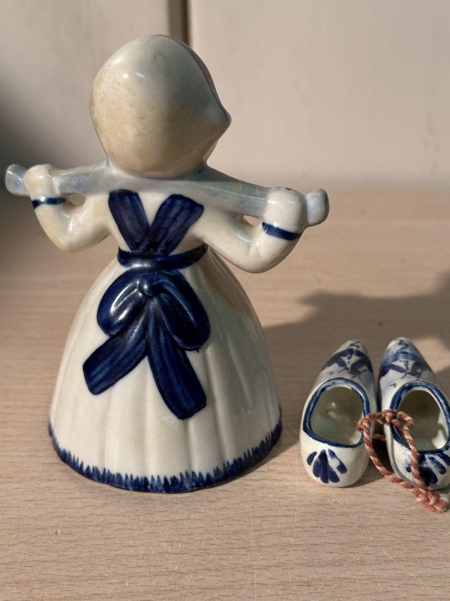 Tutte le decorazioni: Figurine et sabots Delft bleu, peinte main – Usato da Lausanne venduto da artnouveau04 1