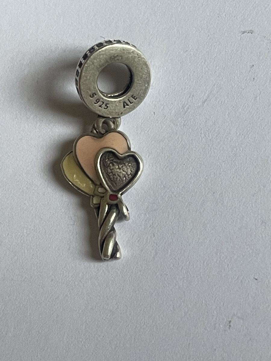 Pandora Ciondoli: Pandora Charm Herzchen  – Usato da Zürich venduto da regenwetter100