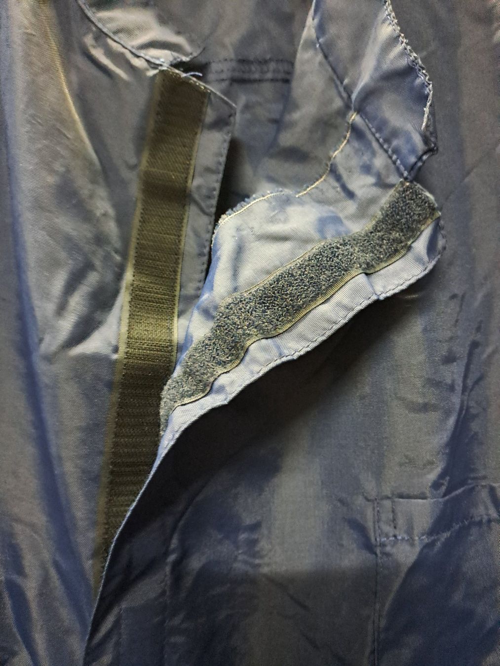 Autres vêtements & protection de travail: Stall- Schürzen 2 stück Lang – D'occasion à Mühleberg par bedachungen.schweiz 4