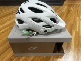 Giro Fahrradhelm weiss Grösse M fast neu