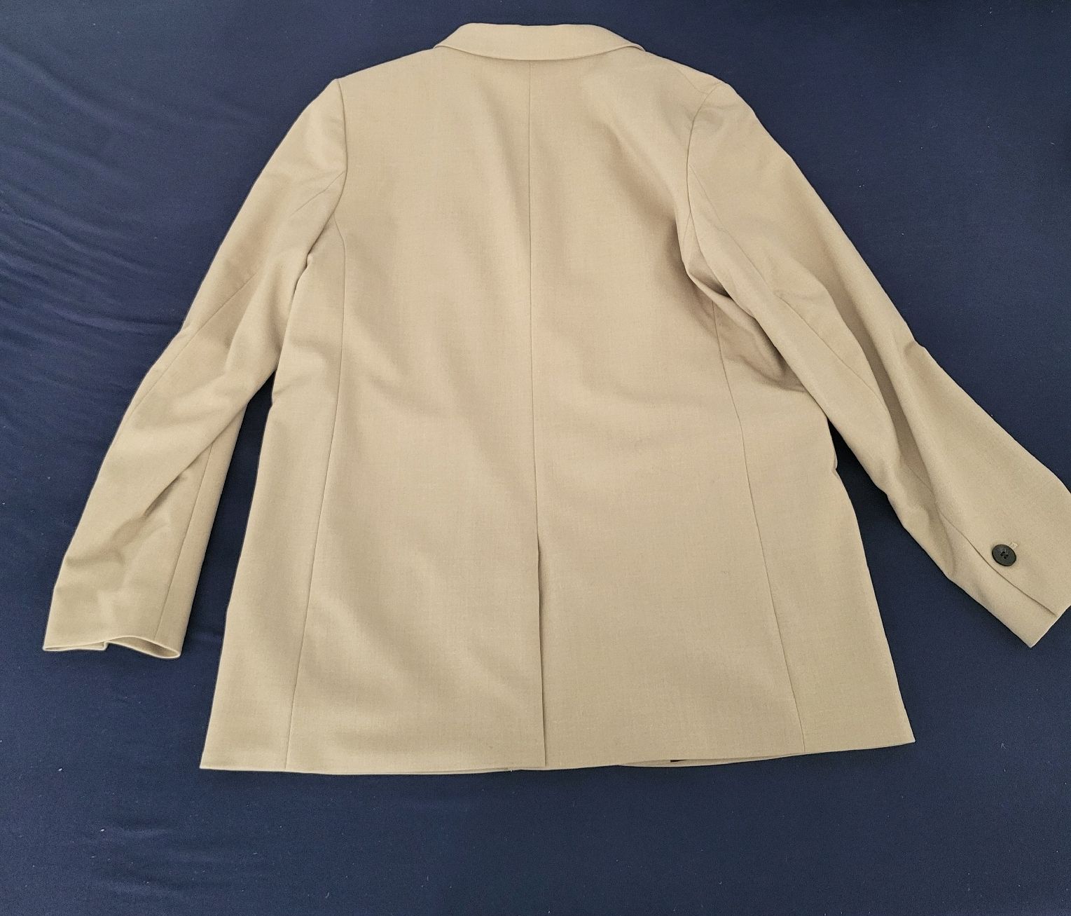 H&M Anzüge & Kostüme: Blazer beige – Gebraucht aus Sevelen von js6_52jq 1