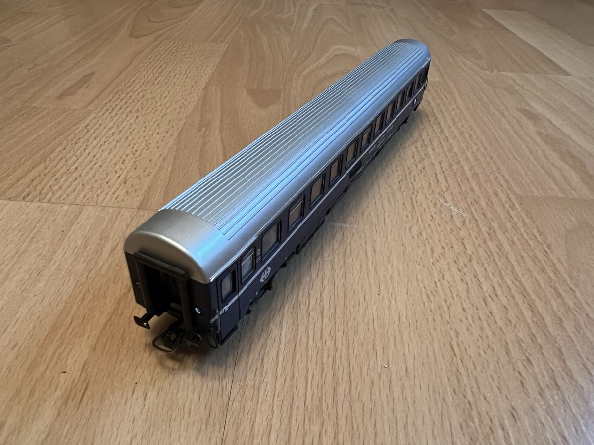 Roco Modellini di ferrovie: Roco Liegewagen 2. Klasse – Usato da Gisikon venduto da ram_78bx 2