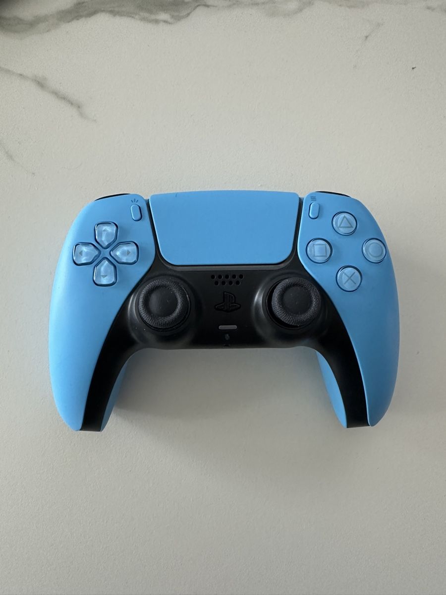 Sony Consoles: PS5 + 1 Controller & EA FC25 – D'occasion à Dällikon par deanderalex 2