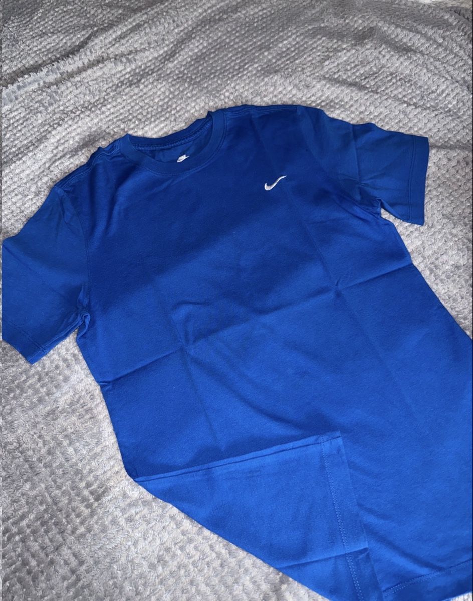 Nike T-shirt: T-SHIRT NIKE BLEU – Usato da Aigle venduto da ama_n8k2 1