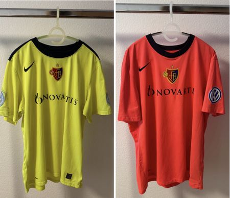 2x Original FC Basel Nike Trikots – beide XXL – Dri-FIT