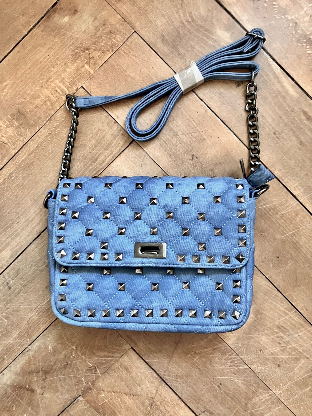 Taschen für Damen: Handtasche / Umhängetasche Jeansfarben – Neu (gemäss Beschreibung) aus Zürich von amarelapreto