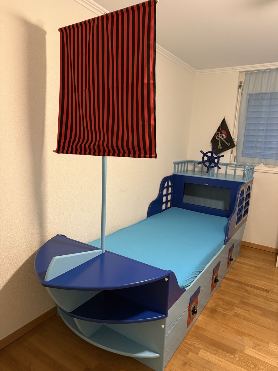 Letti: Kinderbett Schiff – Usato da Vaduz venduto da mausilein22 9