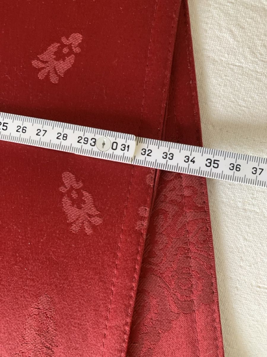 Set di tavolo e panche: 6 edle, rote Damast-Tischsets, neu ! – Nuovo (secondo la descrizione) da Dietlikon venduto da LiebenLebenLachen 2