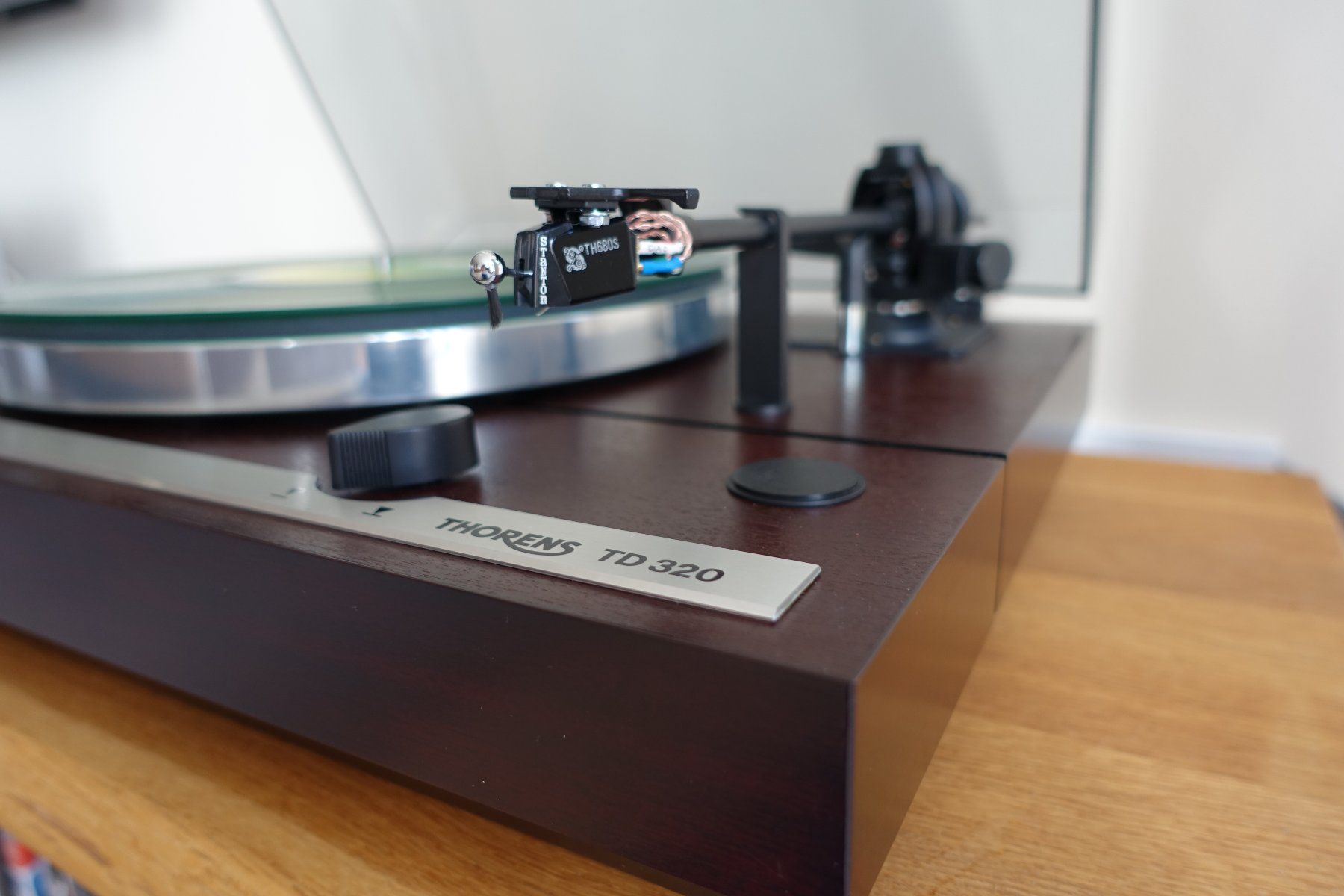 Thorens Plattenspieler: Thorens TD-320 – Gebraucht aus Zürich von Makemake 6