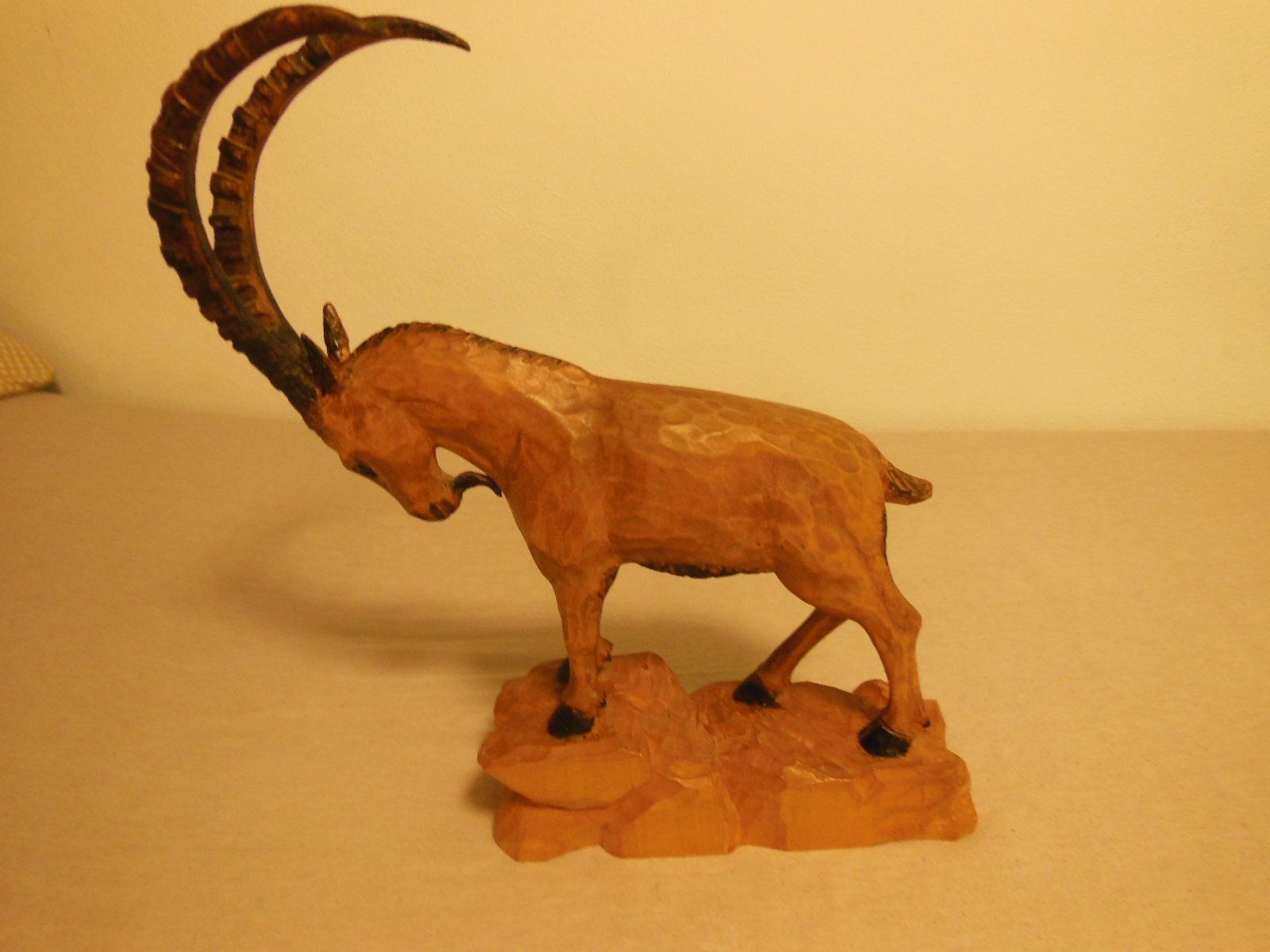 Statuette: STEINBOCK geschnitzt – Usato da Grabs venduto da James57 1