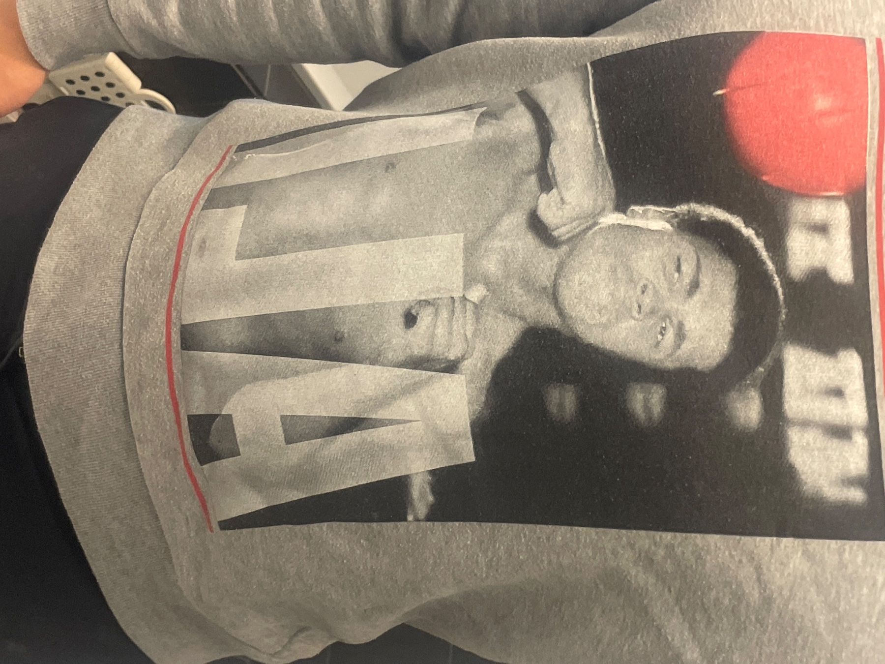 Pullover & Sweatshirts: Pullover Mohammed Ali Grösse L – Gebraucht aus stüsslingen von Aless14 1