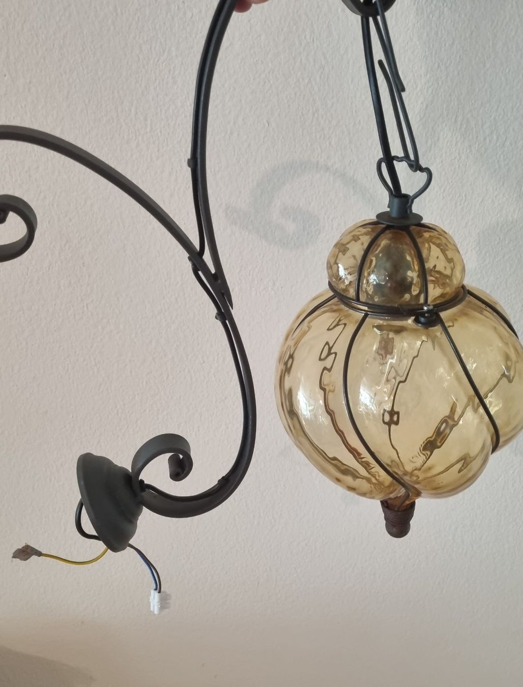 Lampen: Elegante Klassische Wandleuchte – Gebraucht aus Basel von Jcva 2
