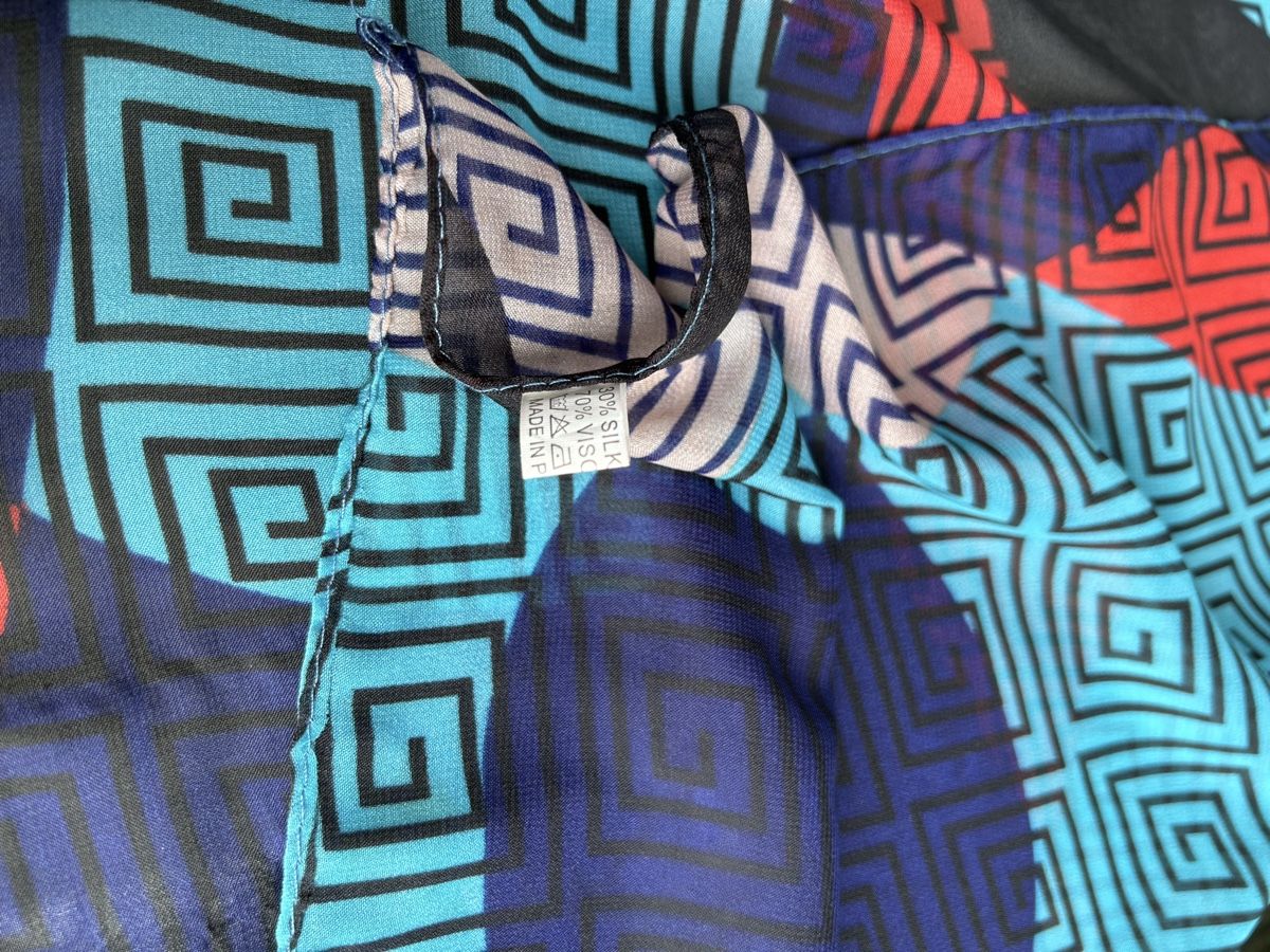 Foulard & Sciarpe: Lightweight Summer Scarf - Silk and Viscose - Patterned! – Nuovo (secondo la descrizione) da Saland venduto da ele_vc96 3