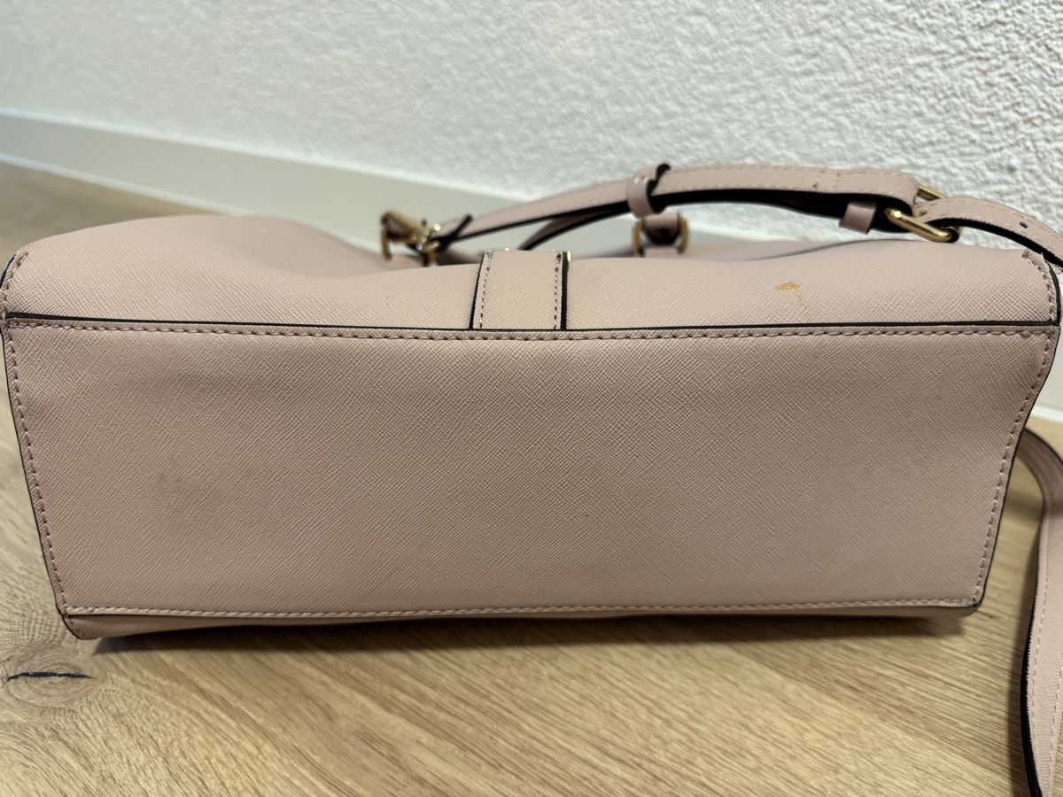Guess Taschen für Damen: GUESS Handtasche – Gebraucht aus Dottikon von Angii.Smile 2
